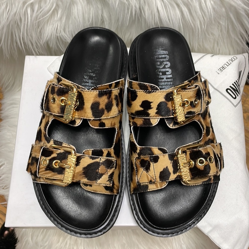 Moschino dad sandals
